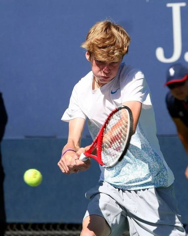 拔的美国短 拔的美国短