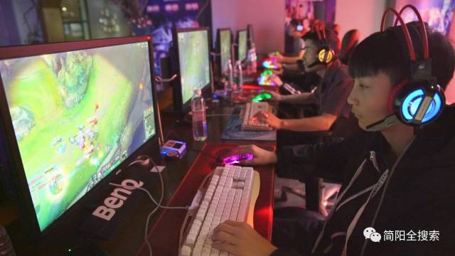 都能形成互 都能形成互