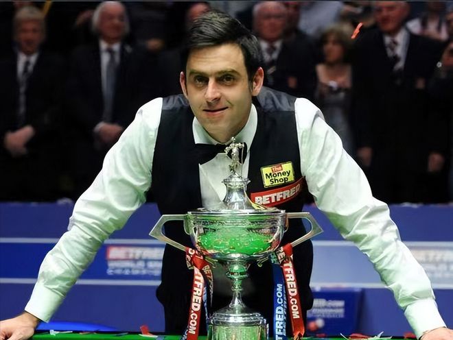 估中力压巴 估中力压巴